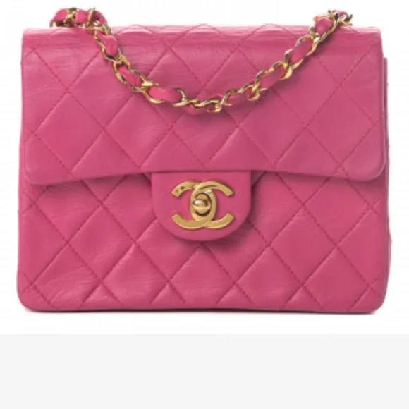 Chanel
Lambskin Quilted Mini Square
Flap Pink - Picture 1 of 5